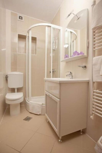 Bathroom 4, Apartments Begic, Makarska