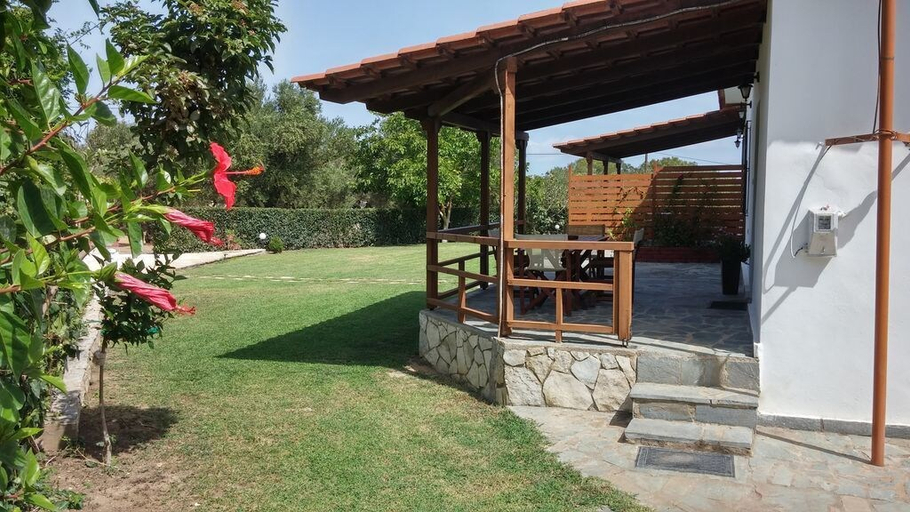 Others 4, Dora Apartments, Ionian Islands