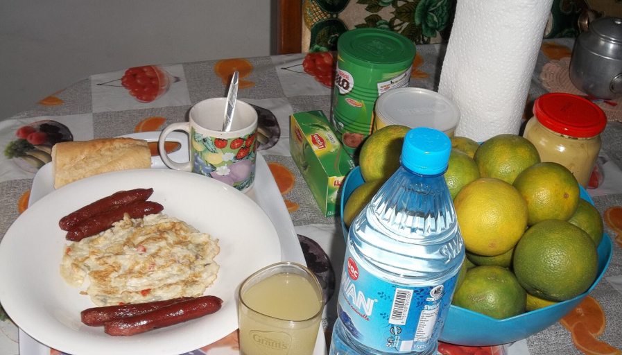 Food & Drinks, Residence Le Cailcedrat, Kadiogo