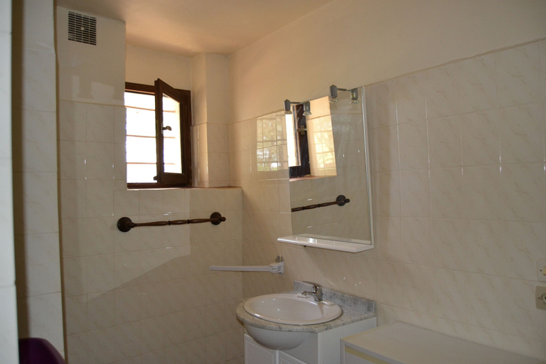 Bathroom 4, Balanea - Campsite, Haute-Corse