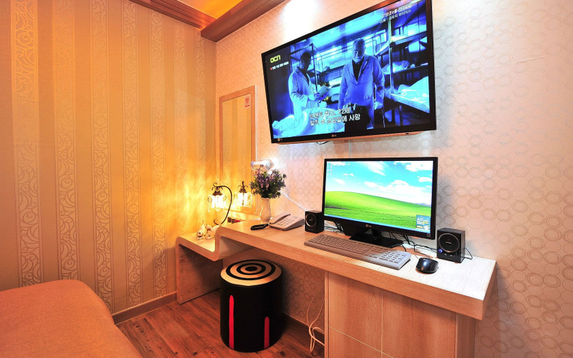 Others 5, Ost Motel, Inje