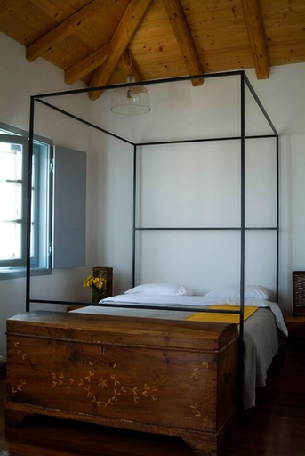 Bedroom 4, Orloff Resort, Attica