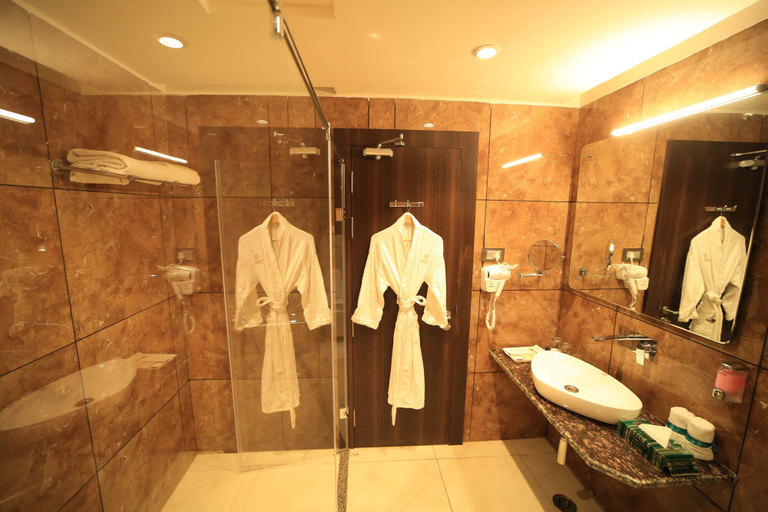 Bathroom 4, Hotel Prince Viraj, Jabalpur