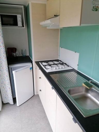 Others 5, Camping Les Escales, Eure