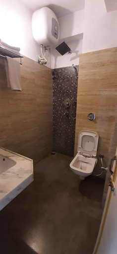 Bathroom 3, Hotel Raj Palace By Howard, Udaipur