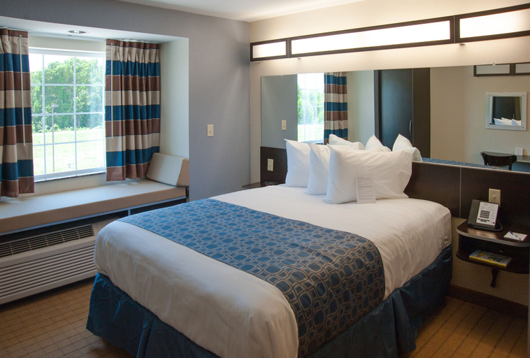 Bedroom 4, WeStay Suites - Belle Chasse, Plaquemines