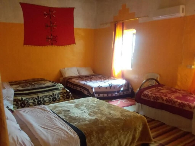 Bedroom 3, Luna del fuego, Errachidia