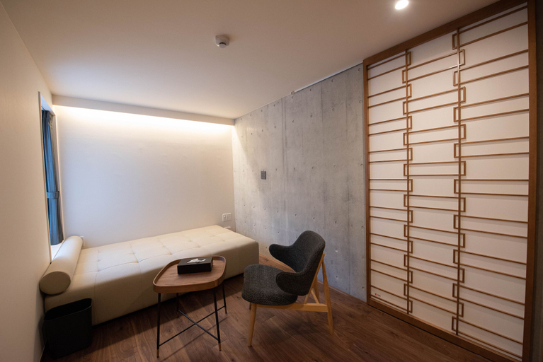 Bedroom 3, Spatium Ginza Pony, Chūō
