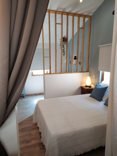 Bedroom 4, Mas des Cerisiers, Vaucluse