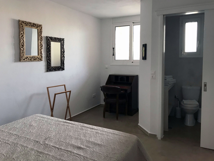 Bedroom 3, Blue Fort, Peloponnese
