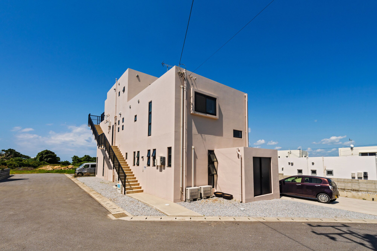 Exterior & Views 2, gbreeze, Yomitan