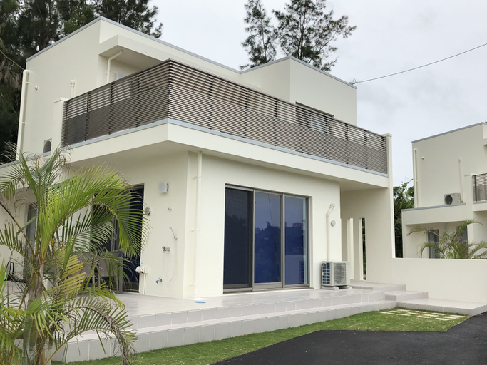 Exterior & Views, Y’s casa, Onna