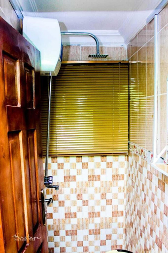 Bathroom 5, House Eleven Hotels and Apartments, IbadanSouth-East
