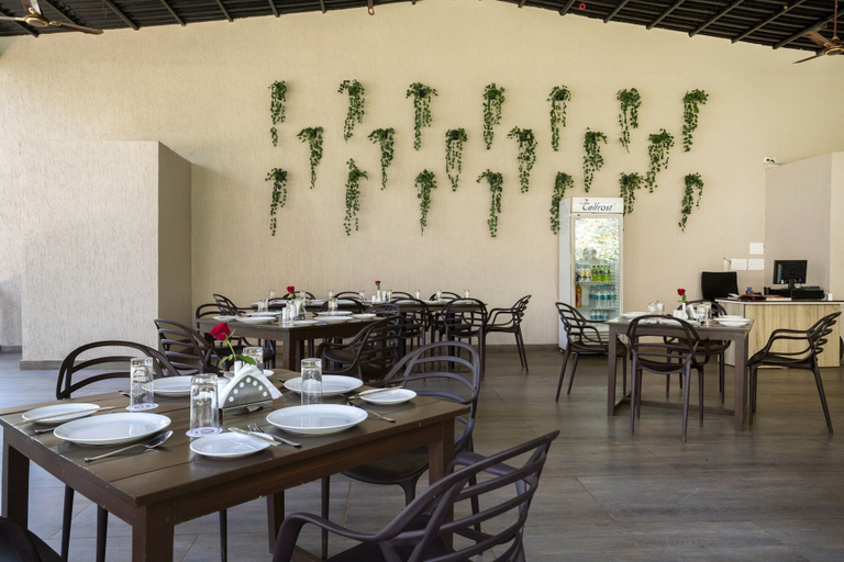 Food & Drinks 5, Stone Wood Nature Resort, Uttara Kannada