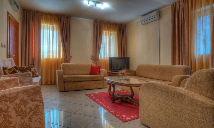 Others 5, Apartments Vuksic