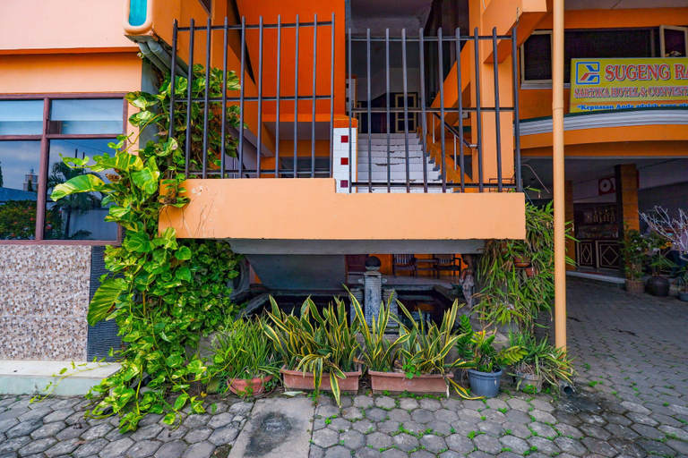 Exterior & Views 2, OYO 2855 Sartika Hotel Pati, Pati