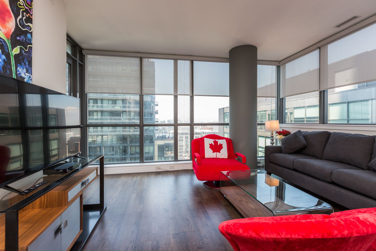 Others 4, Applewood Suites - 2 BDRM King & Spadina, Toronto