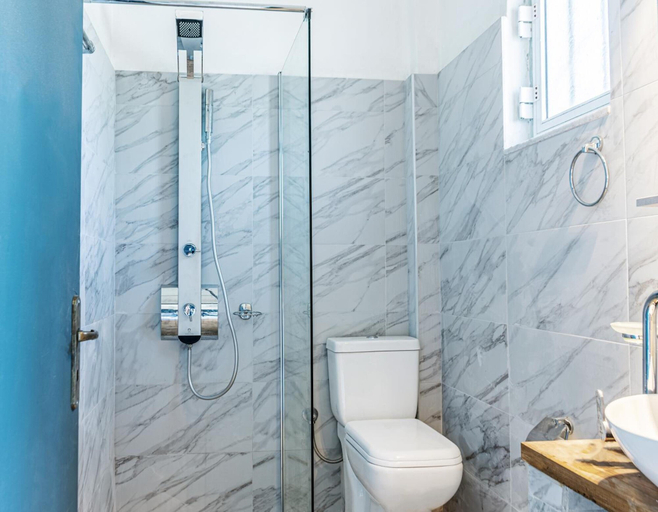 Bathroom 3, Brunswick Villa Units II, Ionian Islands