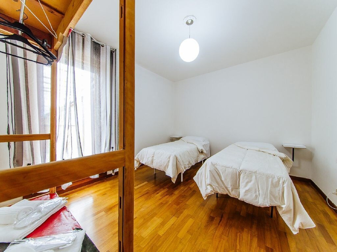 Room 5, Romy charmy flat, Padua