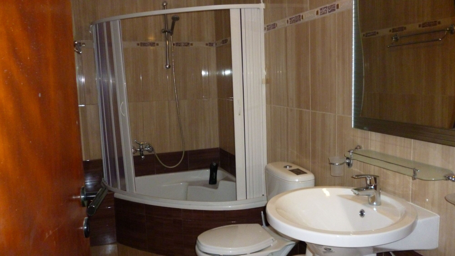 Bathroom, Mariamare apts, Crete