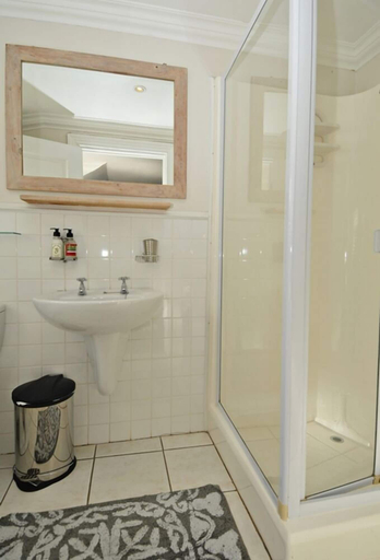 Bathroom 3, Guadeloupe Self Catering, Eden