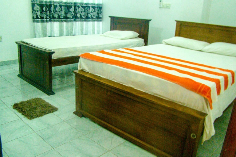 Bedroom 2, Hotel Mahawasala, Dambulla