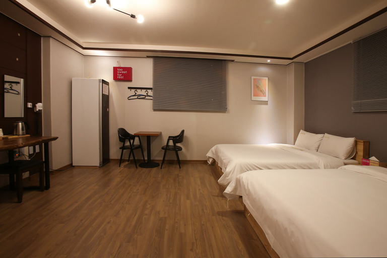 Bedroom 2, I Hotel&Motel, Pyeongtaek