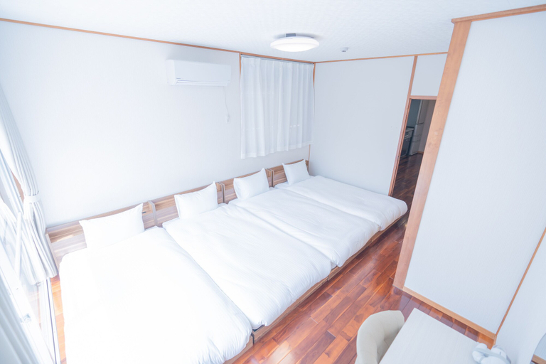 Bedroom 3, Dot House Naha, Naha