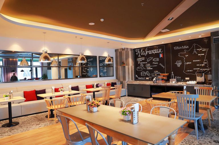 Food & Drinks 3, Campanile Shenyang South Railway Station, Shenyang