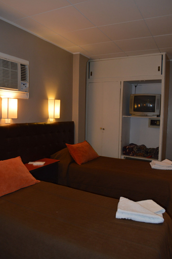 Bedroom 3, Hotel Petit, Capital