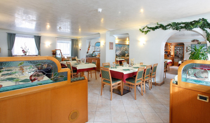 Food & Drinks 5, Villa Emma, Trento