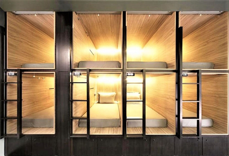Others 5, Capsleep Cihampelas - Hostel, Bandung