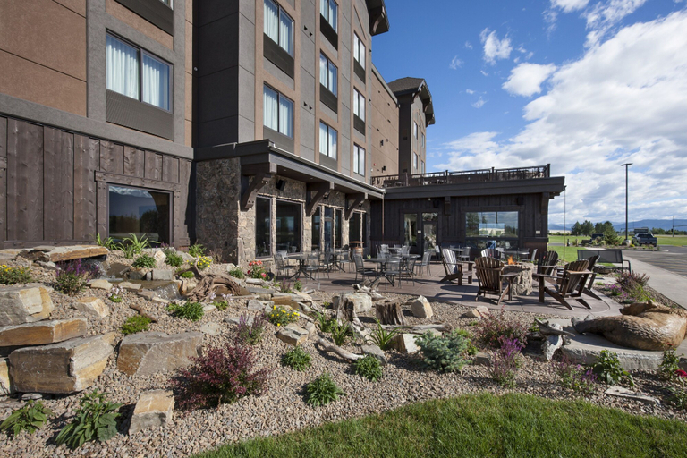 Exterior & Views 2, Glacier International Lodge, Flathead