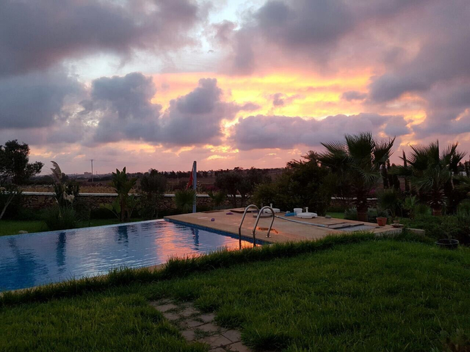 Others 5, Villa Salma, Settat