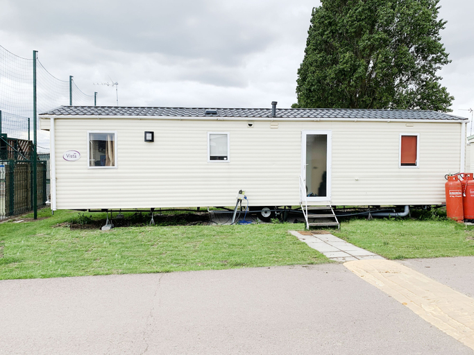 Exterior & Views, Beautiful 3-bedroom Caravan at Mersea Island, Essex