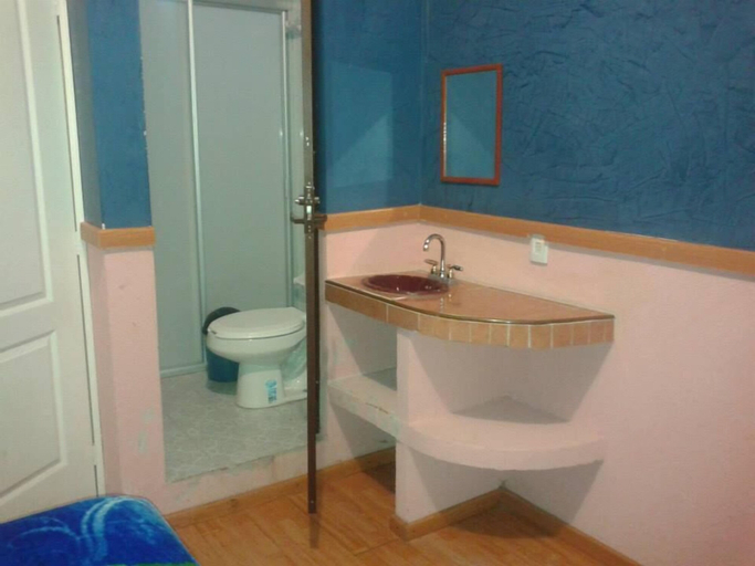 Bathroom 3, Posada Rincon Campirano, Chignahuapan
