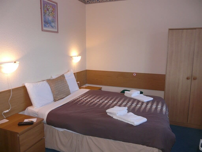 Bedroom 2, Premier Lodge, Northumberland
