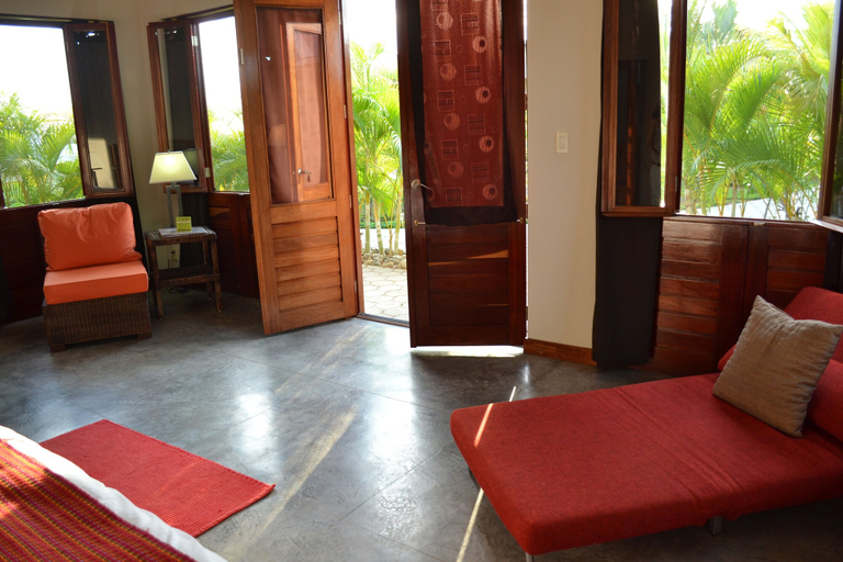 Others 5, Soma Surf Resort, Tola