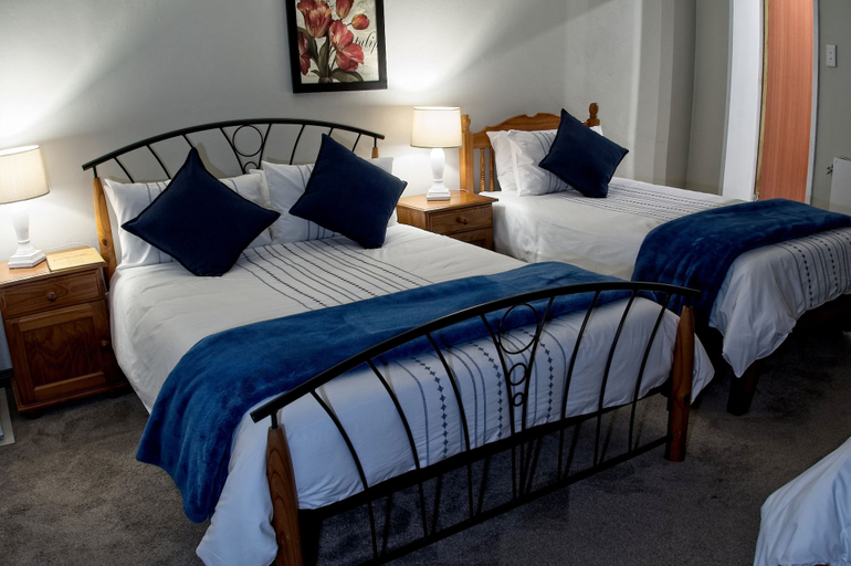 Bedroom 4, Rest a While Guest House, City of Tshwane