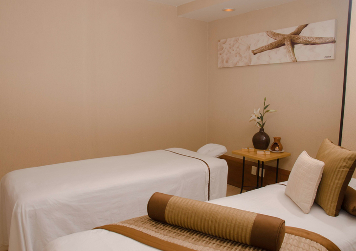 Bedroom 3, Plaza Pelicanos Grand Beach Resort - All Inclusive, Puerto Vallarta