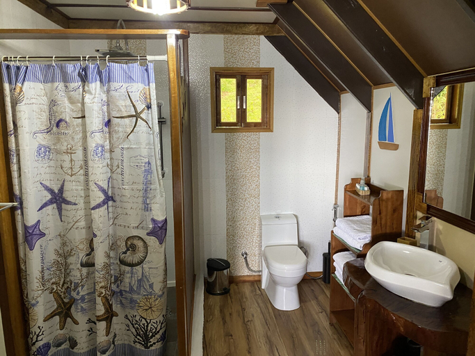 Bathroom 3, Mouggae Blues Villas