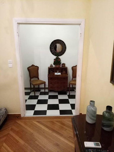 Others 5, Elegant Apartment next to Archaeological Museum, Attica