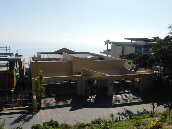 Others 5, 32 Top Road Fresnaye, City of Cape Town
