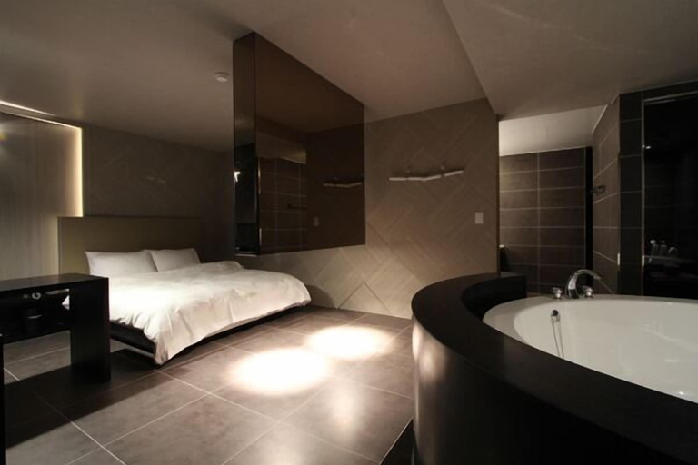 Others 4, Valentine Hotel, Goyang