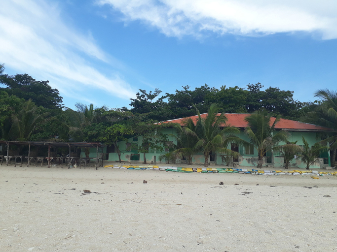 Others 4, Magic's Place, Moalboal