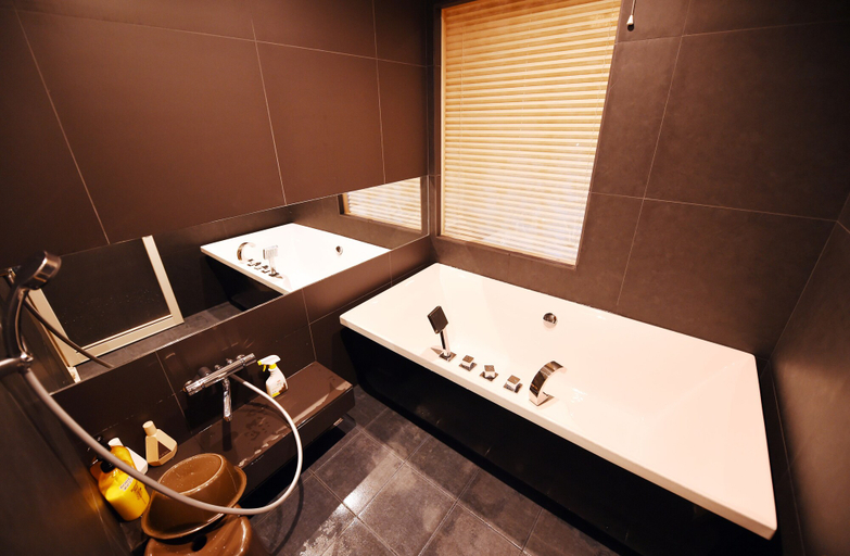 Bathroom 4, Kyobijin, Kyoto