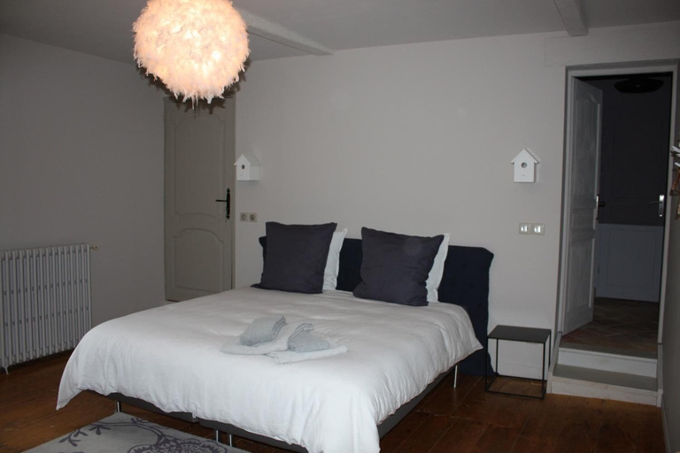 Bedroom 5, Bed in Bellongue, Ariège