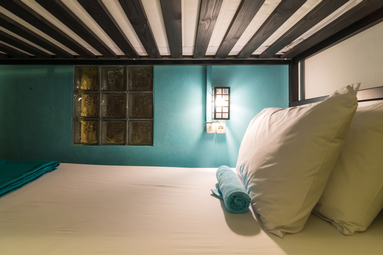 Bedroom 25