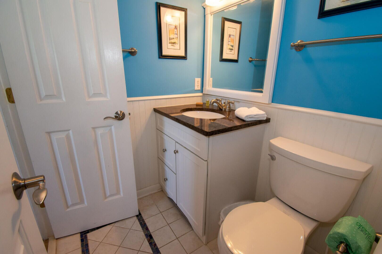 Bathroom 5, 188 Beach Club Villa, Beaufort