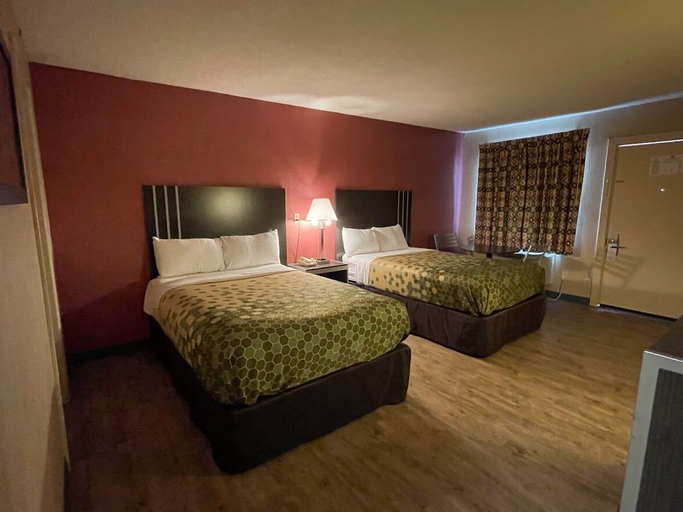 Bedroom 3, Economy Inn, Hartford